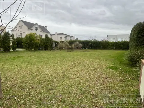 Lote interno en el barrio Los Sauces, Nordelta