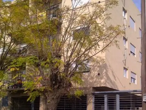 DEPTO DE 3 AMBIENTES CON COCHERA EN MUNRO