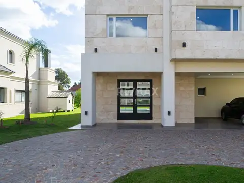 Casa en Alquiler de 6 dormitorios