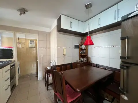 Avenida Rivadavia 3400
