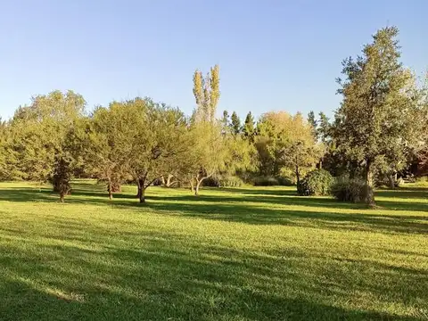 Terreno venta Joaquin Gorina. Gonnet. Barrio cerrado