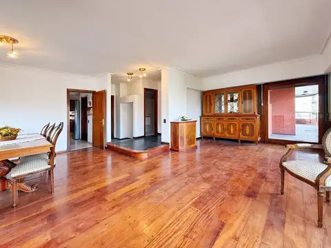 Departamento 4 ambientes con 4 baños