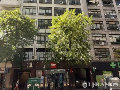 Oficina en venta en Tribunales