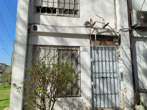 Casa en Villa Santos Tesei