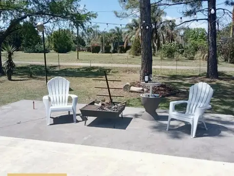 EN VENTA - CASA CON PISCINA - SOLARES DEL CARCARAÑÁ