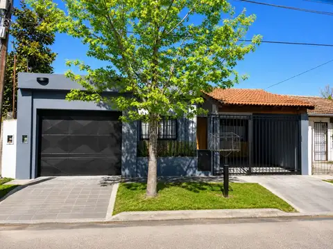 OPORTUNIDAD Venta casa 3 Amb con Piscina - Ituzaingo