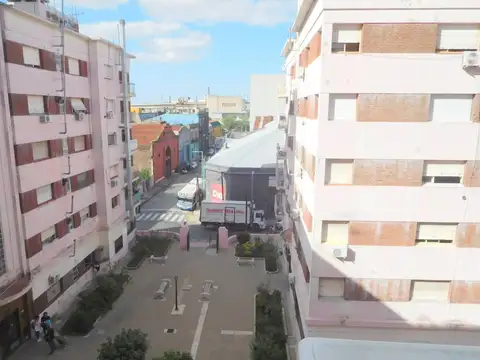 Martín Rodríguez 1100, Piso 4°