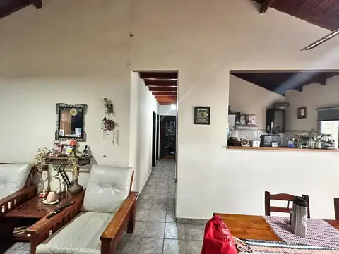 Casa 4 ambientes con 1 baño