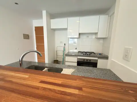 Departamento en Alquiler en Nuestra Señora De Lourdes, $ 600.000