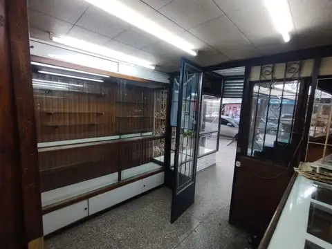 Local en Venta 25 años