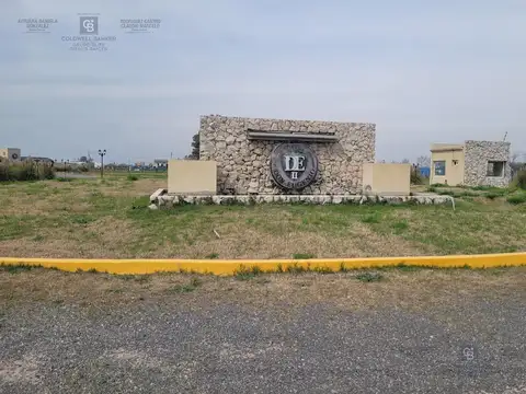 https://www.google.com.ar/maps/place/Fincas+Don+Eugenio+2/@-34.6563511,-59.01338,716m/data=!3m2!1e3!4b1!4m6!3m5!1s0x95bc8fbbb680c00b:0x8726f06e5db2f18c!8m2!3d-34.6563511!4d-59.0108051!16s%2Fg%2F11pvmk