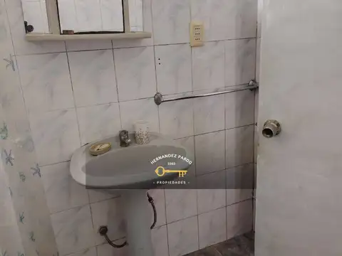 Depto Tipo Casa 5 ambientes con 2 baños