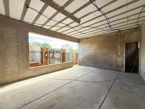 Casa 3 ambientes con 1 baño