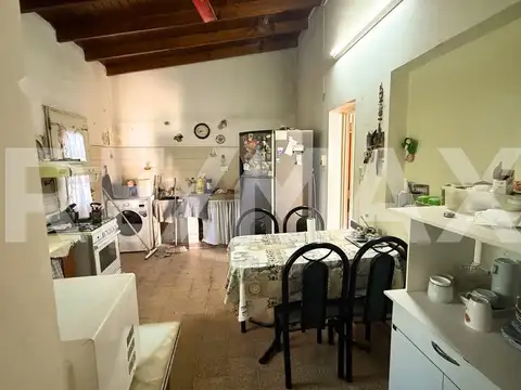Casa 4 ambientes con 1 baño