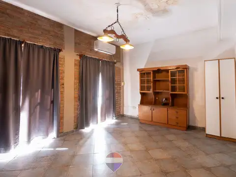 Casa 5 ambientes con 1 baño