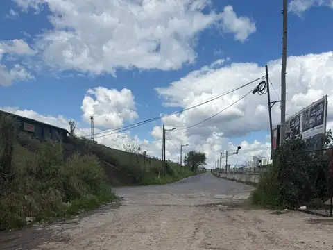 Padre Carlos Mujica 2100 2100