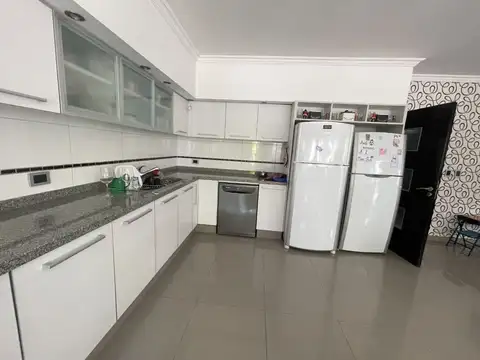Casa en Venta en Liniers, USD 489.900