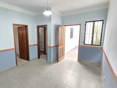 TTe. Gral. J.D. Perón y Rio de Janeiro -  PH de 2 ambientes en Alquiler en Almagro