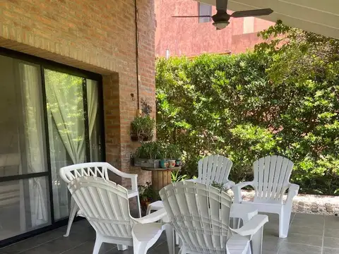 Casa alquiler temporal en Talar del Lago 1