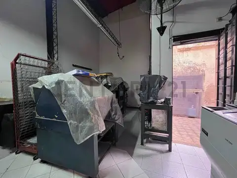Local en Venta 30 años