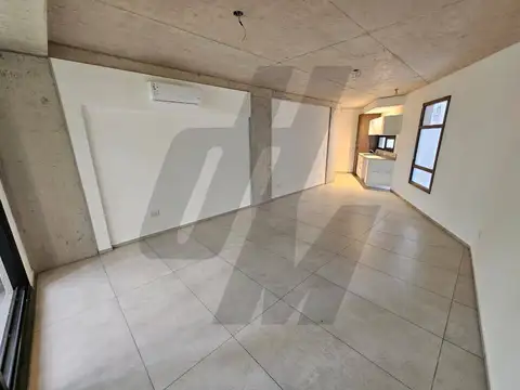 Departamento en Alquiler en Colegiales, $ 650.000