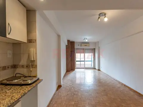 VENTA MONOAMBIENTE CABALLITO ¡EXCELENTE UBICACION!