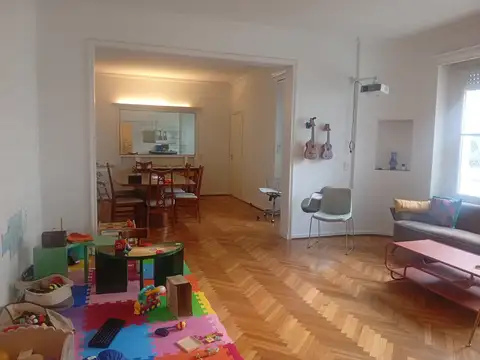 Departamento 4 ambientes con 2 baños