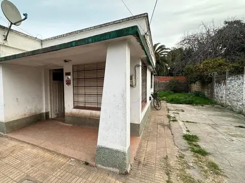 CASA 3 AMB EN VENTA GLEW OPORTUNIDAD