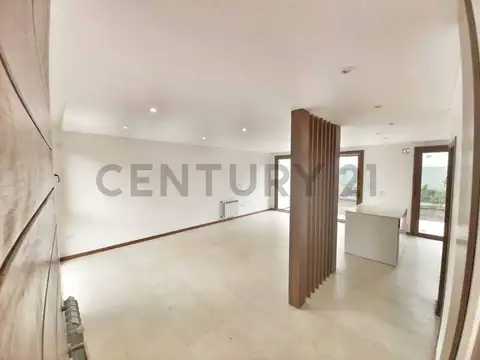 Casa 5 ambientes con 1 baño