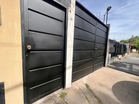 Galpon - Deposito industrial en venta en Lomas 