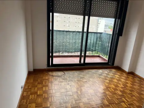 Depto de 2 Ambientes al Frente