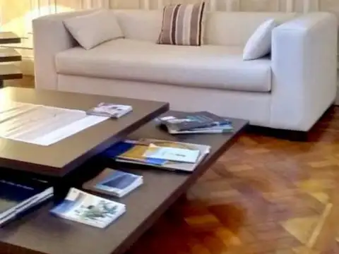 Casa 5 ambientes con 4 baños