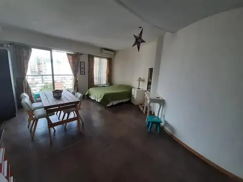 Avellaneda 1700, Piso 7