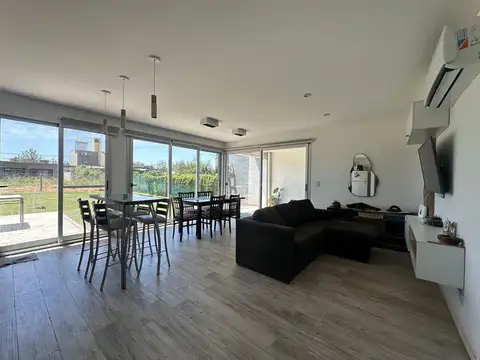 Casa en venta- Roldan- TDS3- ideal propiedades