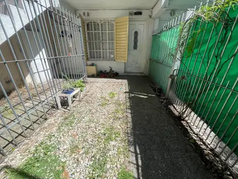 Depto Tipo Casa en Venta de 1 dormitorio