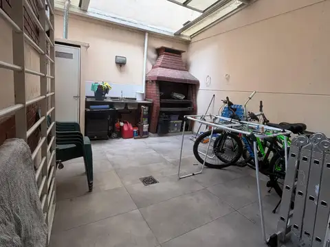Depto Tipo Casa en Venta de 4 ambientes