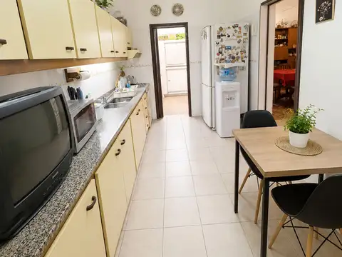 Depto Tipo Casa en Venta 50 años