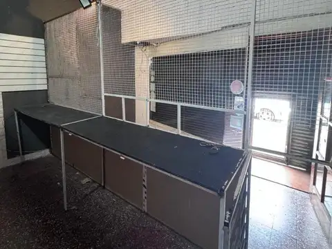 Local en Alquiler en Parque San Martin, $ 800.000