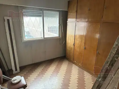 Depto Tipo Casa 4 ambientes con 2 baños