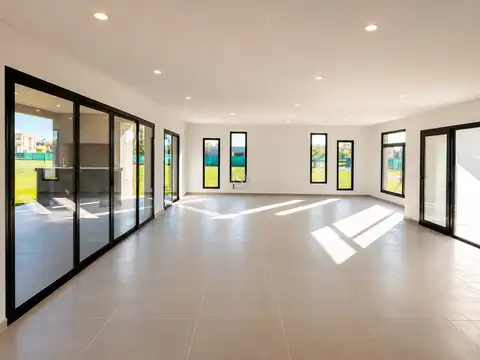 Casa 4 ambientes con 2 baños