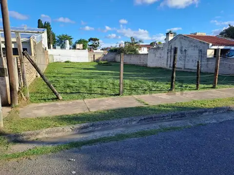 Herrera y Guzman 100, Piso 0