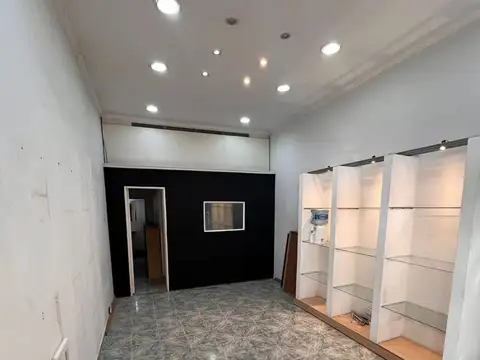 Local en Venta en San Nicolás, USD 25.000