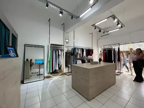 Fondo Comercio en Venta 56 años