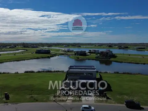 Casa en Venta en Puertos - Barrio Amarras, USD 710.000