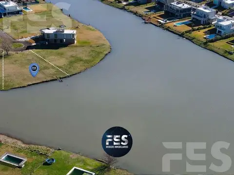 Venta Lote terreno a Laguna en Barrio San Lucas Cdor Canning San Vicente