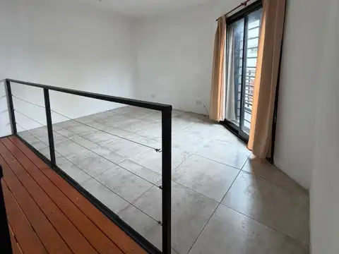 Depto Tipo Casa en Alquiler en San Andres, $ 800.000