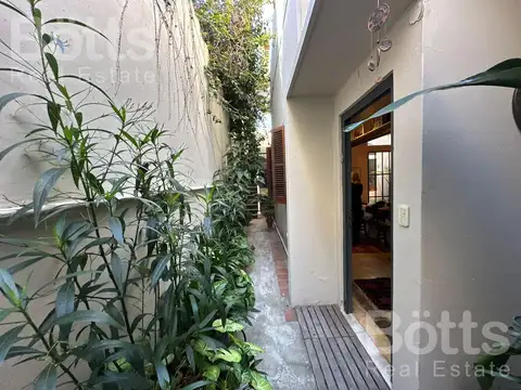 Depto Tipo Casa en Venta de 5 ambientes