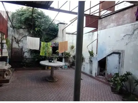 VENTA VIVIENDA MULTIFAMILIAR MORON