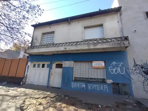 VENTA VIVIENDA MULTIFAMILIAR MORON