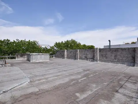 GRAN LOCAL  - 17m de Frente - 41 de Fondo - 1556m2 construidos - Palermo Hollywood